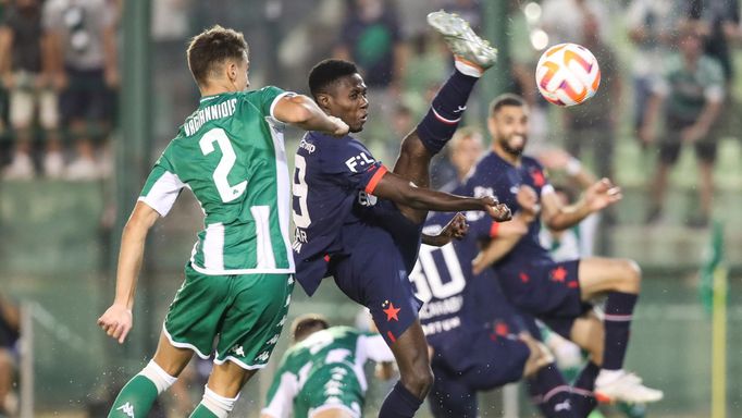 Georgios Vagiannidis a Oscar Dorley v odvetě 2. předkola EKL Panathinaikos - Slavia