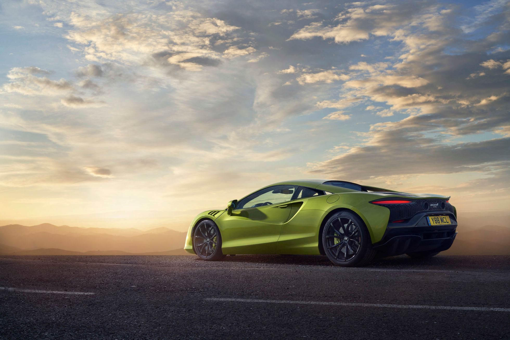 McLaren Artura nový supersport plug-in hybrid