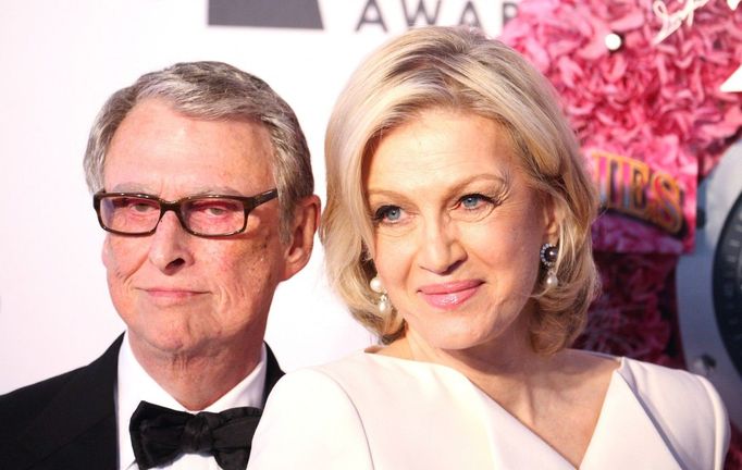 Mike Nichols s manželkou Diane Sawyer na vyhlášení cen Tony v roce 2012.