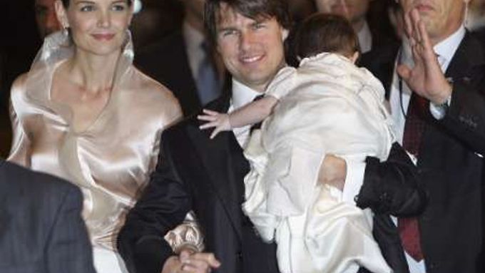 Tom Cruise se potřetí oženil. Poblíž Říma řekl ano Katie Holmesové