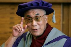 Dalajláma: Čína by měla řídit jen obranu a zahraničí