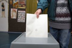 Deset obcí vybíralo nová zastupitelstva, k volbám přišlo 60 procent voličů