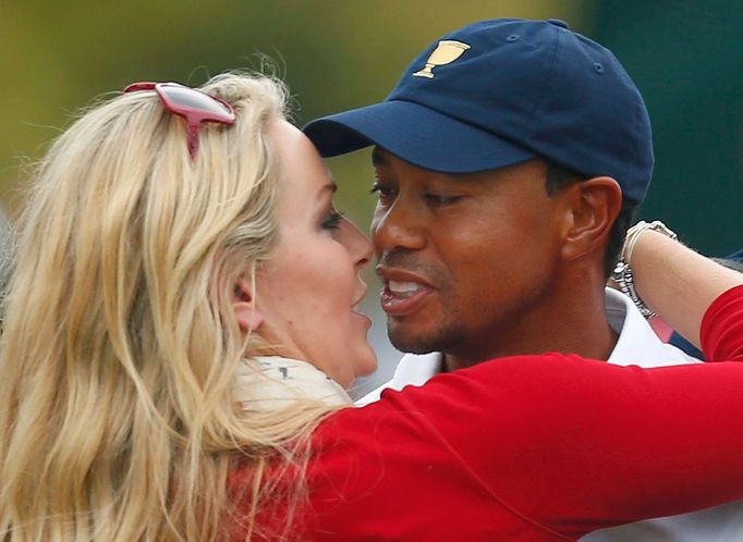 Lindsey Vonnová a Tiger Woods na prezidentském turnaji v USA