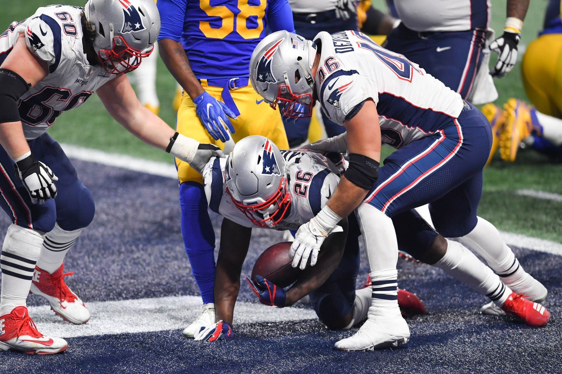 Touchdown Sony Michela (26) z New England Patriots v Super Bowlu LIII
