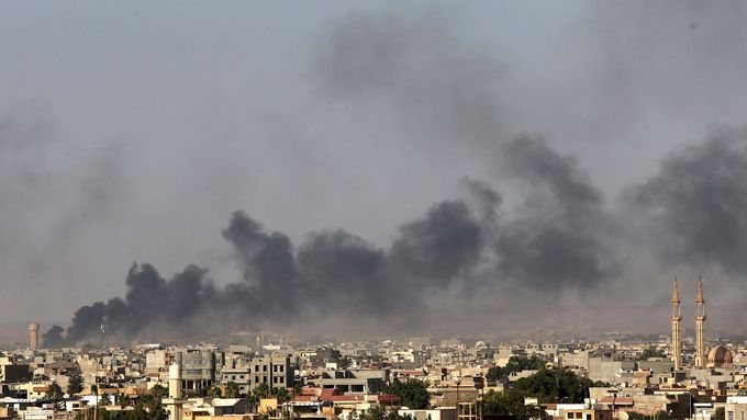 Tvrdé boje se rozhořely před dvěma týdny. Na snímku Benghází.