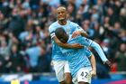 VIDEO Touré vymetl pavučinu a City vyhráli ligový pohár