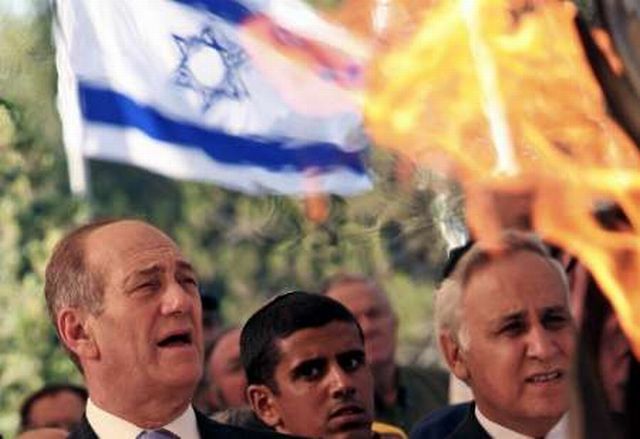 Izrael Olmert a Kacav