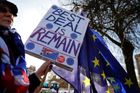 Živě: Britský parlament odhlasoval odklad brexitu. Odmítnutá dohoda je opět na stole
