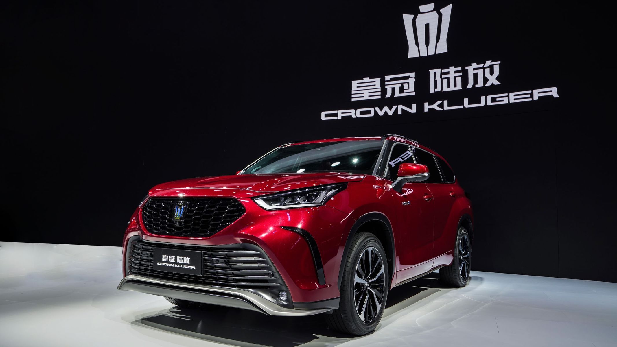Toyota Crown Kluger