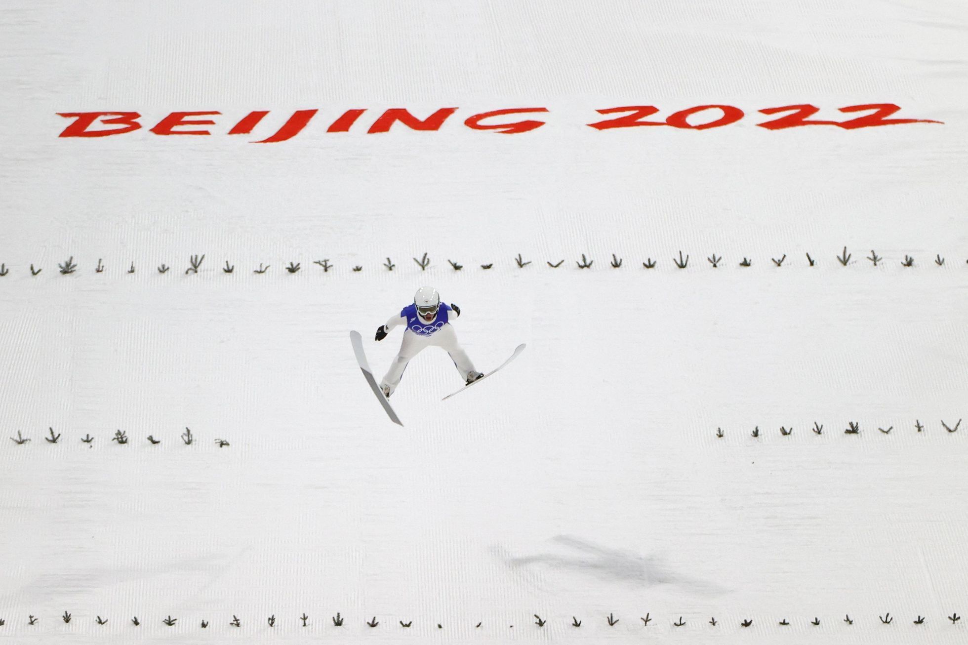 Roman Koudelka při závodě smíšených družstev na olympiádě v Pekingu
