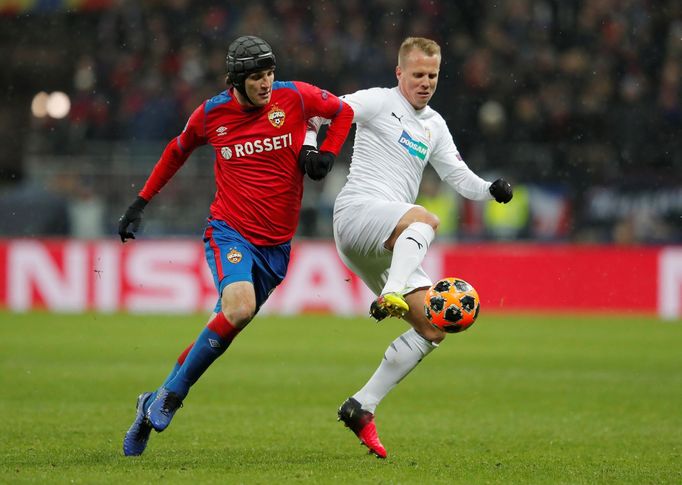 fotbal, Liga mistrů 2018/2019, CSKA Moskva - Plzeň, Mario Fernandes a David Limberský