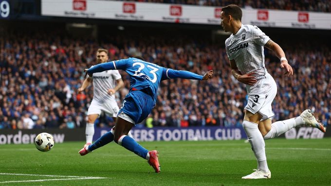 Djeidi Gassama se postaral o první gól Rangers