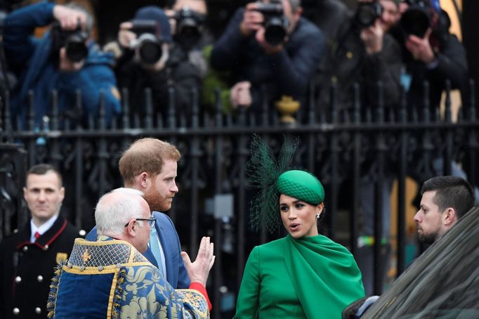 Harry a Meghan na poslední akci jako aktivní členové královské rodiny, mše za Commonwealth ve Westminster Abbey.