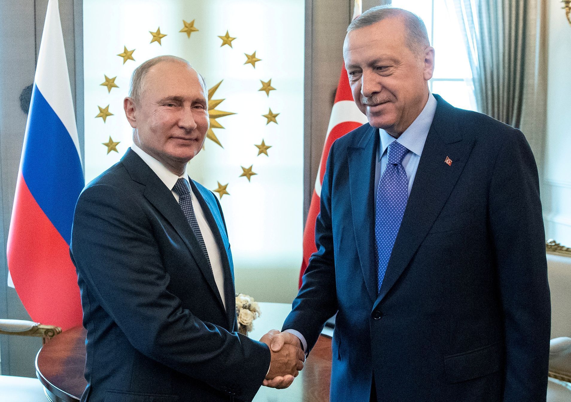 Ruský prezident Vladimir Putin a jeho turecký protějšek Recep Erdogan