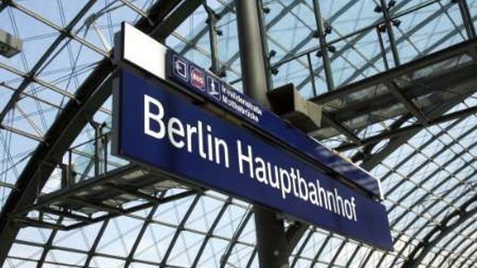 V Berlíně bude 26.května slavnostně otevřeno největší vlakové nádraží Evropy.