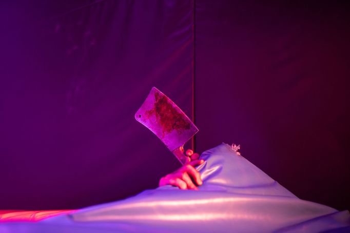 Film Thankskilling Day slibuje nejen napětí a děsivou atmosféru, ale i trýznivé hororové momenty.