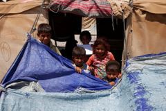 Město obcházelo strašidlo. Děti z Mosulu si neumí hrát, trpí traumaty a stigmatem Islámského státu