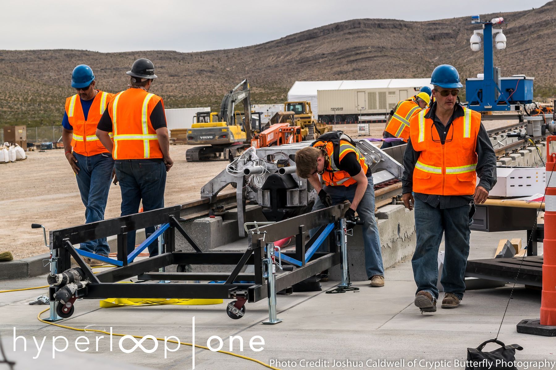 Hyperloop One - před testem