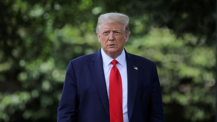 Trumpovi klesla od nástupu do funkce hodnota jeho majetku. Může za to i pandemie