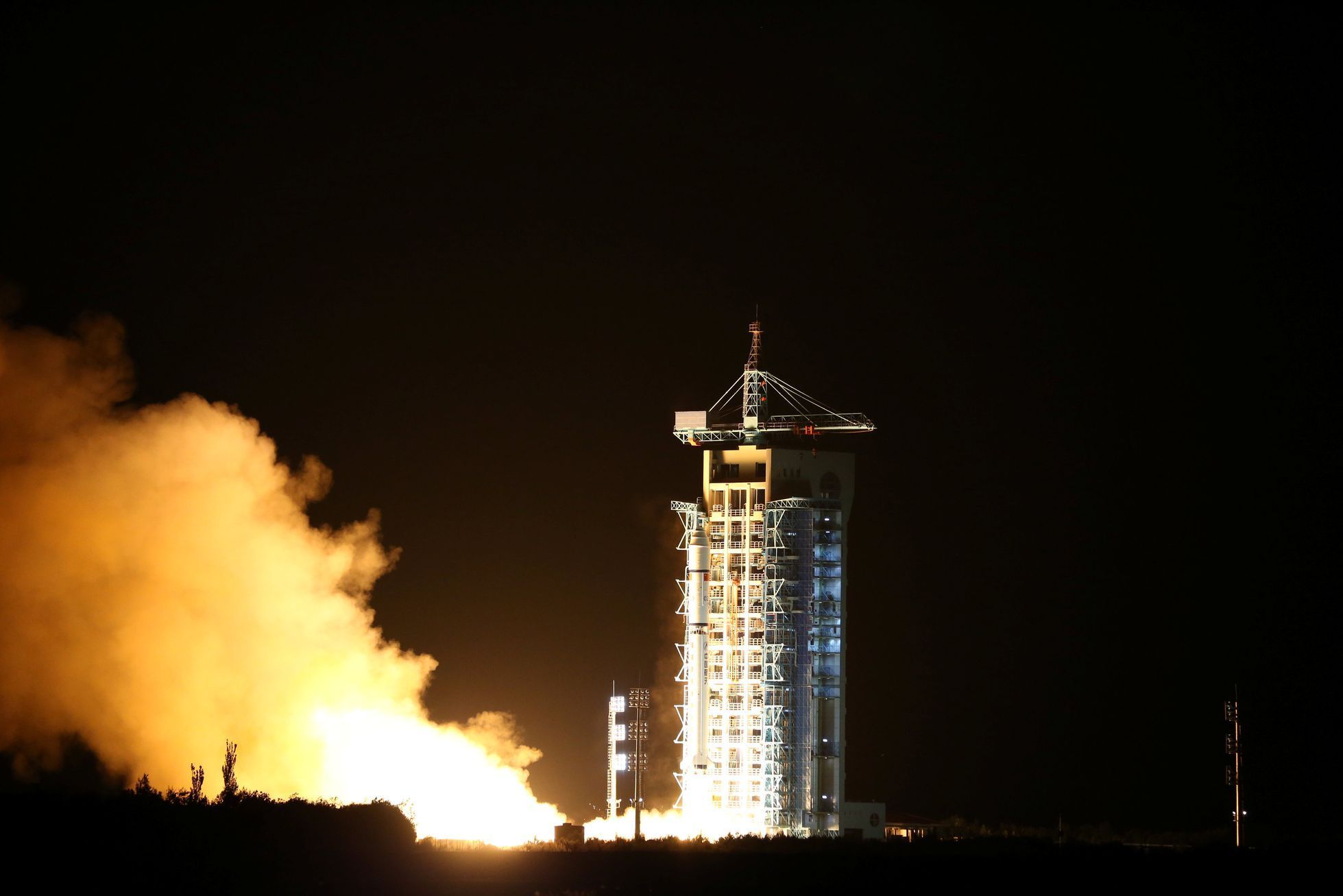 Čína-kvantový satelit