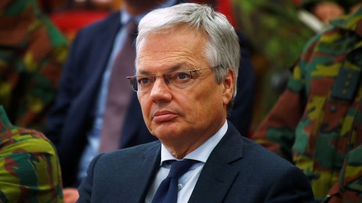 Evropská komise bude hájit unijní právo všemi prostředky, vzkázal Polsku eurokomisař; Zdroj foto: Reuters