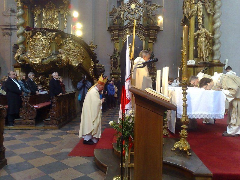Mše za polské oběti v pražském kostele sv. Jiljí