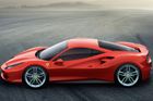 I díky skvělé aerodynamice bude vůz schopen dosahovat maximální rychlost 330 km/hod.. Boční profil je téměř shodný s modelem 458 Italia, z něhož do značné míry vychází.