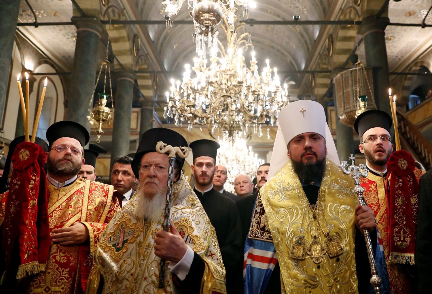 Patriarcha Bartoloměj formálně přiznal samostatnost nové sjednocené pravoslavné církvi na Ukrajině nezávislé na Moskvě