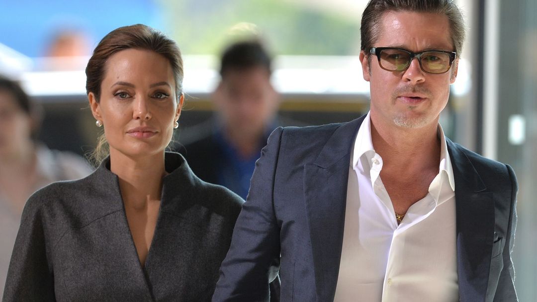 Brad Pitt se svou exmanželkou Angelinou Jolie.