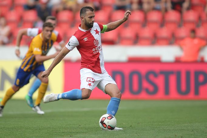 Josef Hušbauer v ligovém zápase Slavia - Opava.