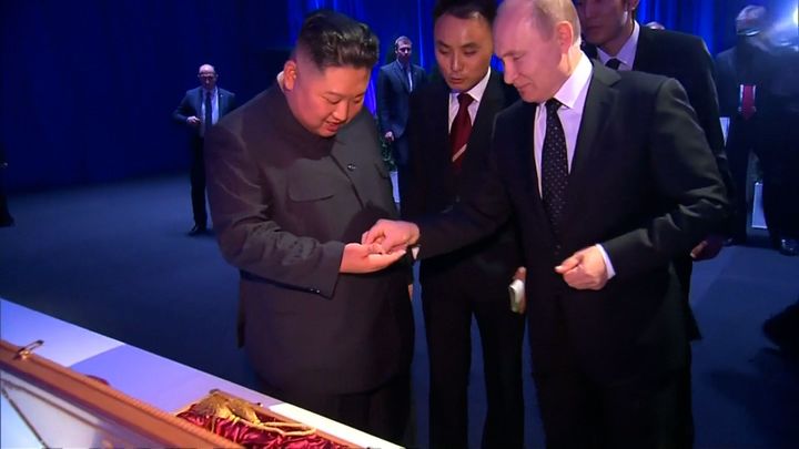 Ruští blogeři upozorňují na vážný problém armády. Putin se rozhodl pro zoufalý krok