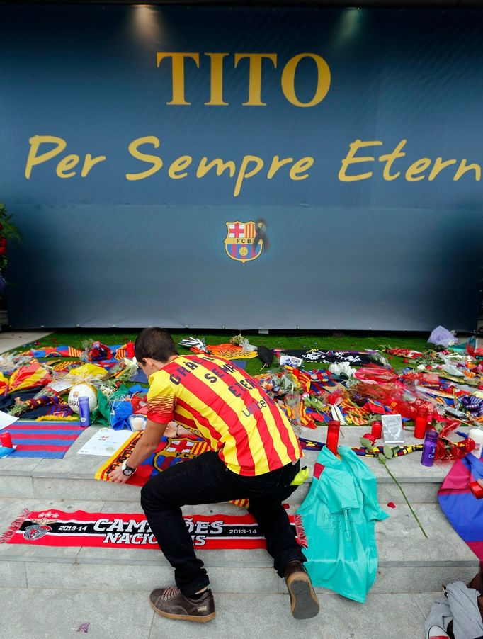 Pieta v Barceloně za zemřelého trenéra Tita Vilanovu