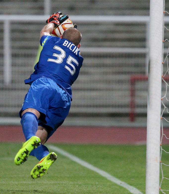 Dukla vs. Sparta, utkání Synot ligy (David Bičík)