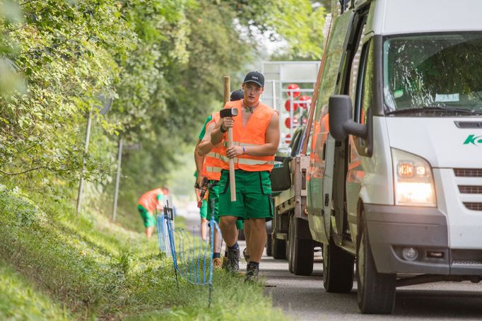 Ohradníky se objeví mezi Zlínem a Fryštáckou přehradou, Fryštákem a Lukovem, Lukovem a Zlínem-Velíkovou, Zlínem-Velíkovou a Hrobicemi a také v úseku mezi Veselou a Lípou.