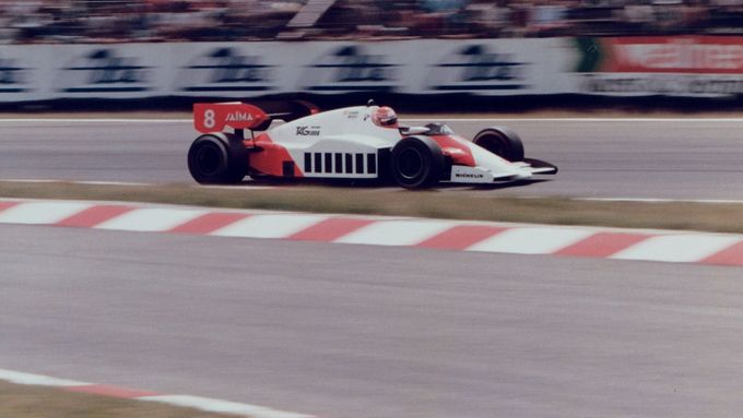 Spojení motorů Porsche s týmem McLaren bylo dominantní v polovině 80. let.