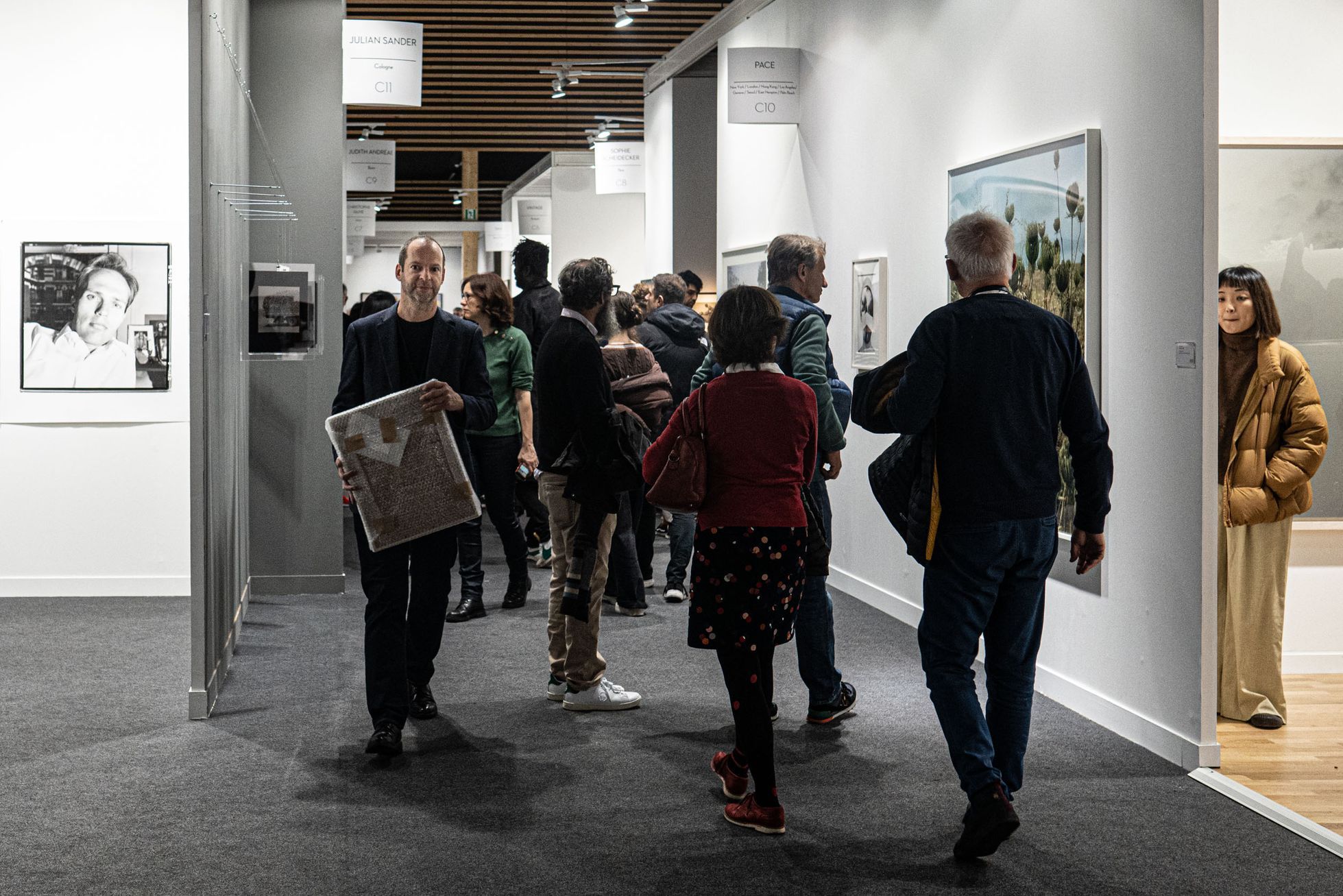 Fotoreportáž z mezinárodního fotografického veletrhu Paris Photo 2022