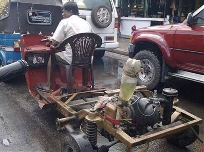 Když tuning potká zahradní párty: Židle, motor a jedeme!