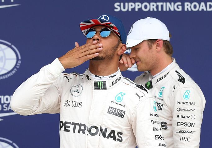 VC Velké Británie 2016:  Lewis Hamilton a Nico Rosberg, Mercedes