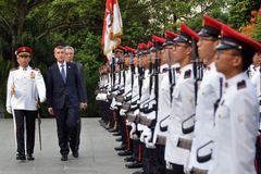 Česko opět otevře ambasádu v Singapuru, řekl Babiš při návštěvě země