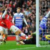 Arsenal - QPR (gól Mikela Artety)