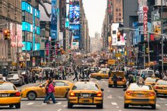 New York chce zpoplatnit vjezd na jihu Manhattanu. Má omezit chronické dopravní zácpy