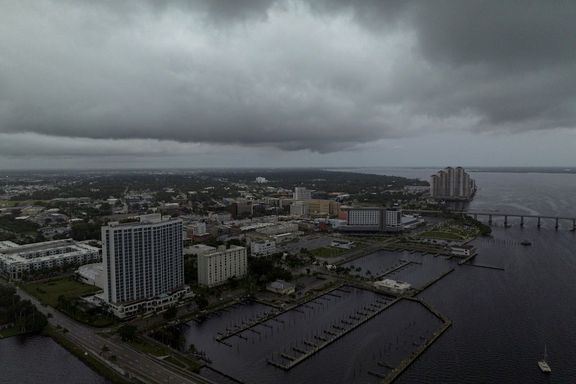 Hurikán Milton se blíží k Fort Myers na Floridě.