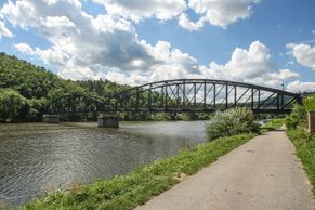 Most u Remagenu v Davli