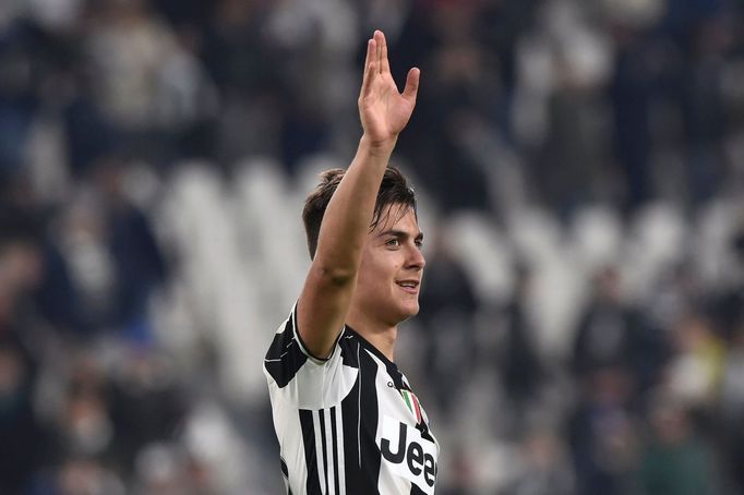 Paulo Dybala z Juventusu v sezoně 2016-17.