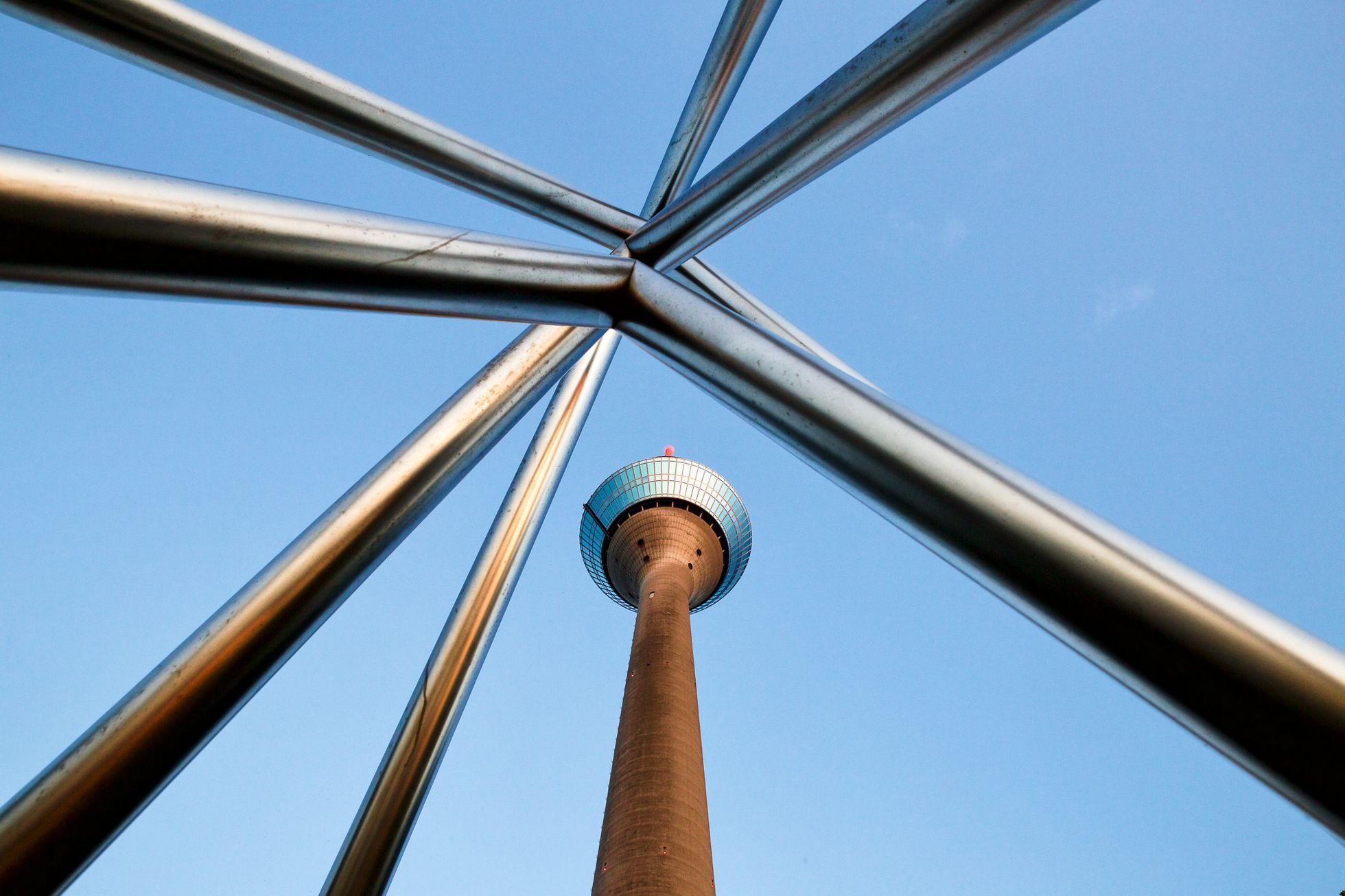 Moderní architektura: Düsseldorf Media Hafen