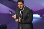 People's Choice Awards - nejoblíběnější komediální herec Adam Sandler (a nejoblíběnější komedie Machři).