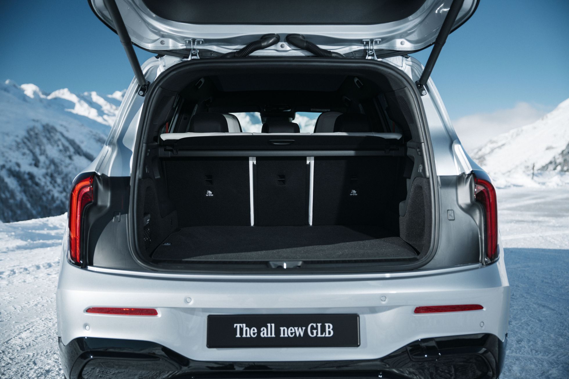 Mercedes-Benz GLB 2025