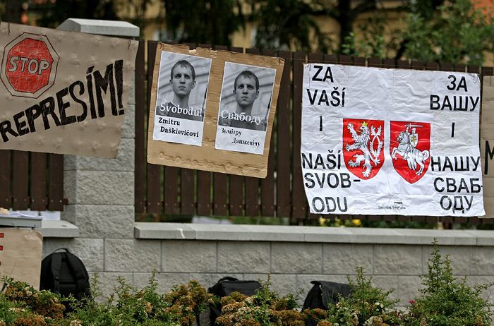 Demonstrace před běloruskou ambasádou