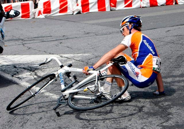 Denis Menšov po pádu