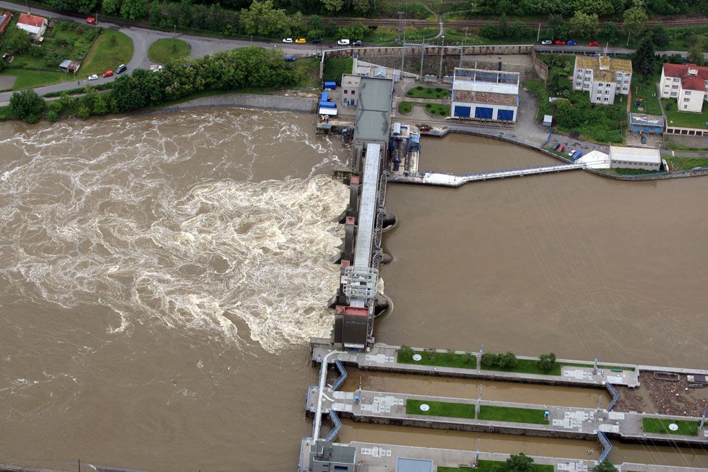 Letem nad zatopeným světem